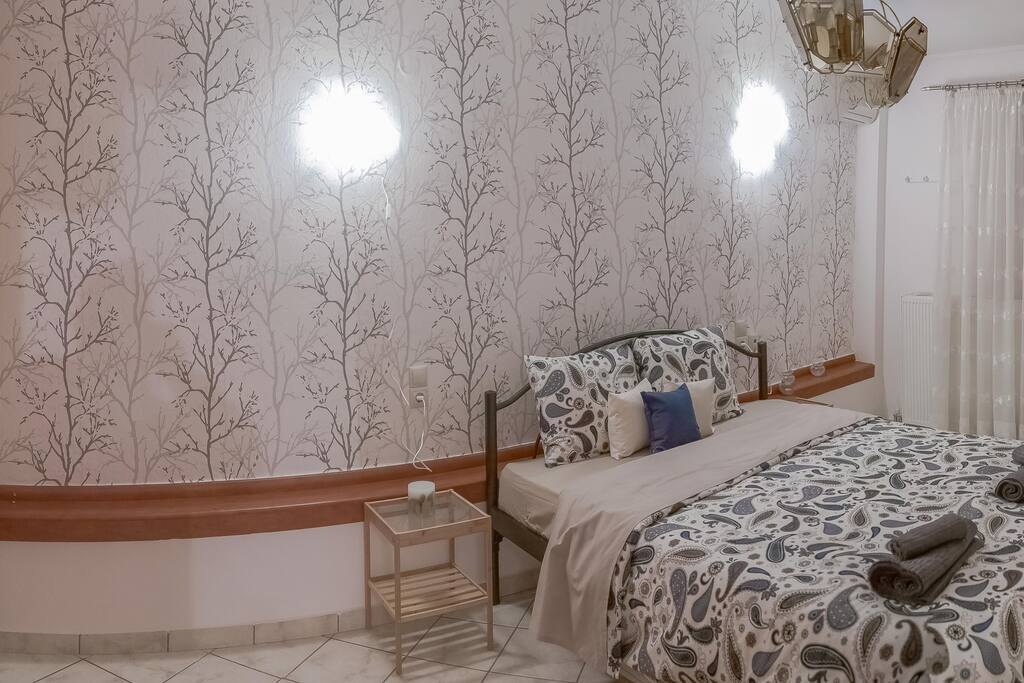 Luxury City Center Apartment