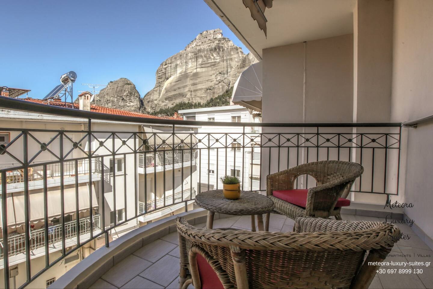 Grand Meteora Central Luxury Apartment — 3
