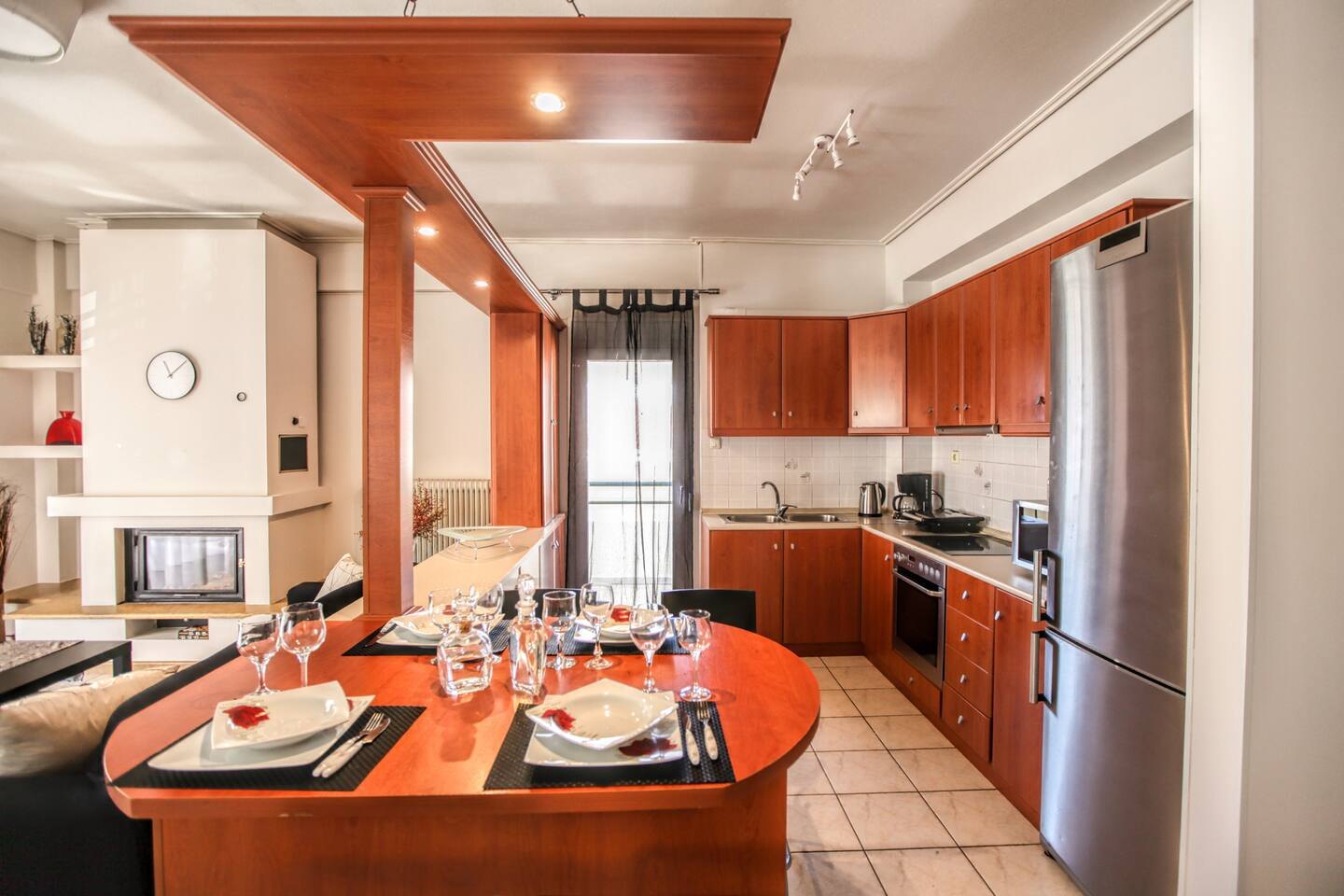 Grand Meteora Central Luxury Apartment