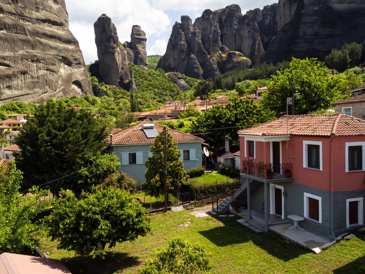 Fani's House Under Meteora — 1