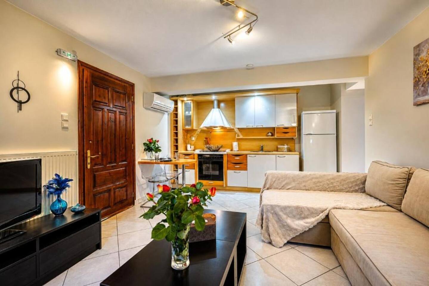 Meteora Breeze Studio

 — 2